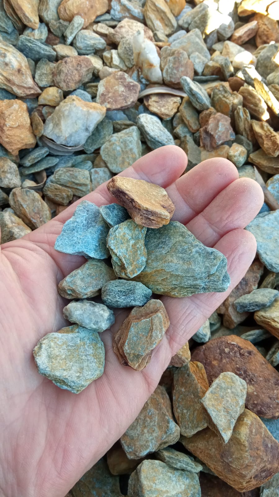 WIO Narnia / Sensei Gravel Mix (3-40mm)  2kg